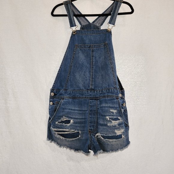 American Eagle Outfitters Denim - AMERICAN EAGLE Outfitters Shortalls Size M Distressing Worn Once! Great Condit!
